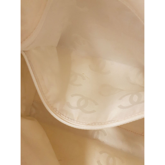 Chanel Coco Mark Semi-shoulder Bag white - Picture 8 of 9